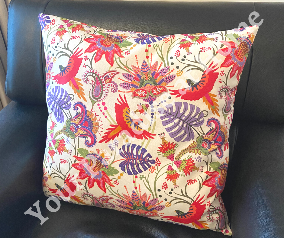 Colourful outdoor cushion for your garden. Weatherproof fabric is water resistant and UV resistant. Cushion covers are zipped and washable.