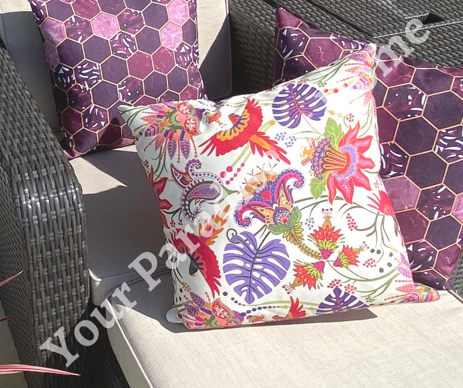 Colourful outdoor cushion for your garden. Weatherproof fabric is water resistant and UV resistant. Cushion covers are zipped and washable.