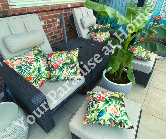 Lima Jungle design outdoor cushion for your garden. Weatherproof fabric is water resistant and UV resistant. Cushion covers are zipped and washable.