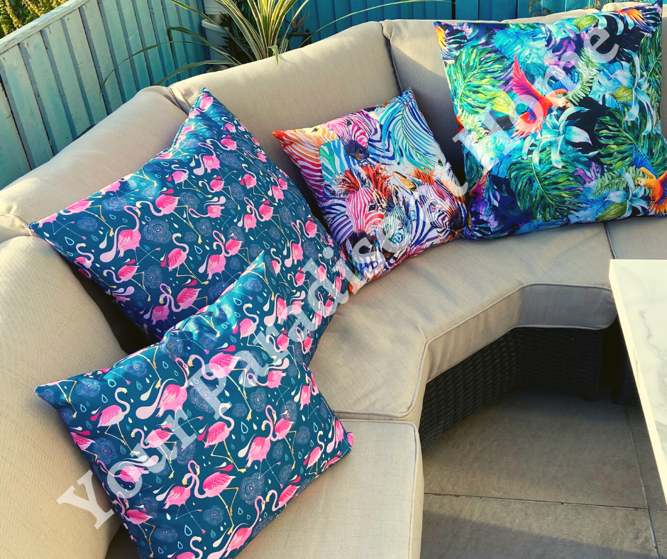 Pink Flamingos outdoor cushion for your garden. Weatherproof fabric is water resistant and UV resistant. Cushion covers are zipped and washable