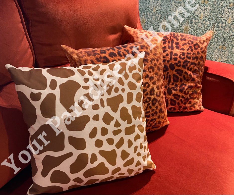 Giraffe Velvet Cushion Cover