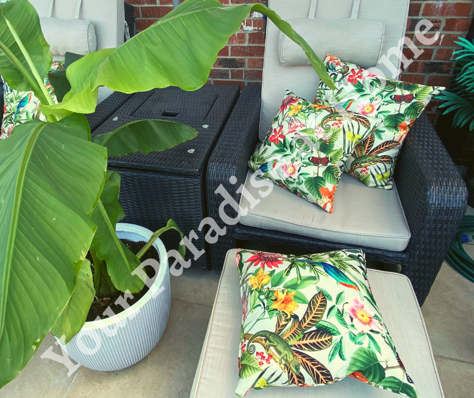 Lima Jungle design outdoor cushion for your garden. Weatherproof fabric is water resistant and UV resistant. Cushion covers are zipped and washable.